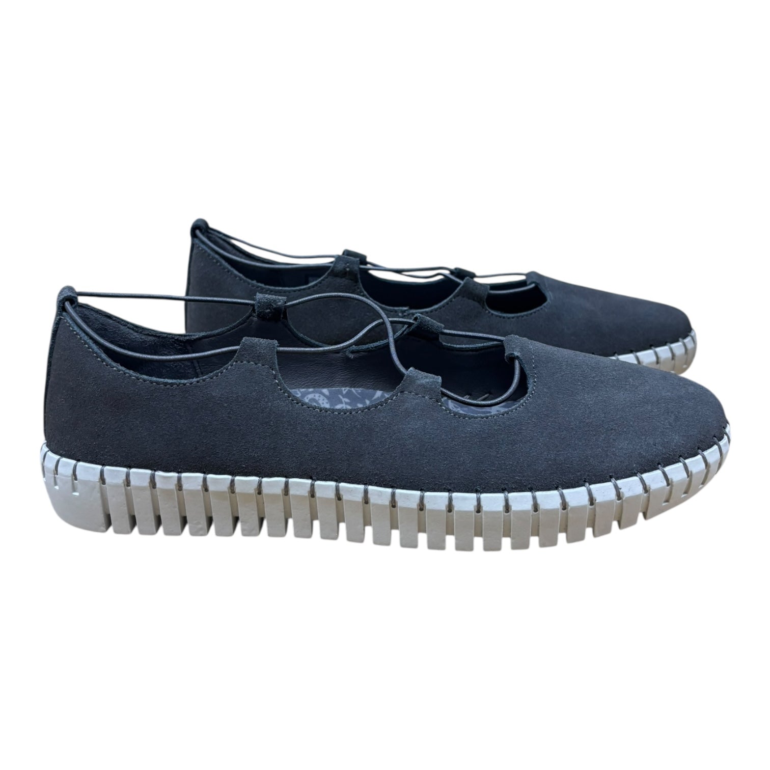 Shoes Sneakers By Skechers In Grey, Size:7.5 – Clothes