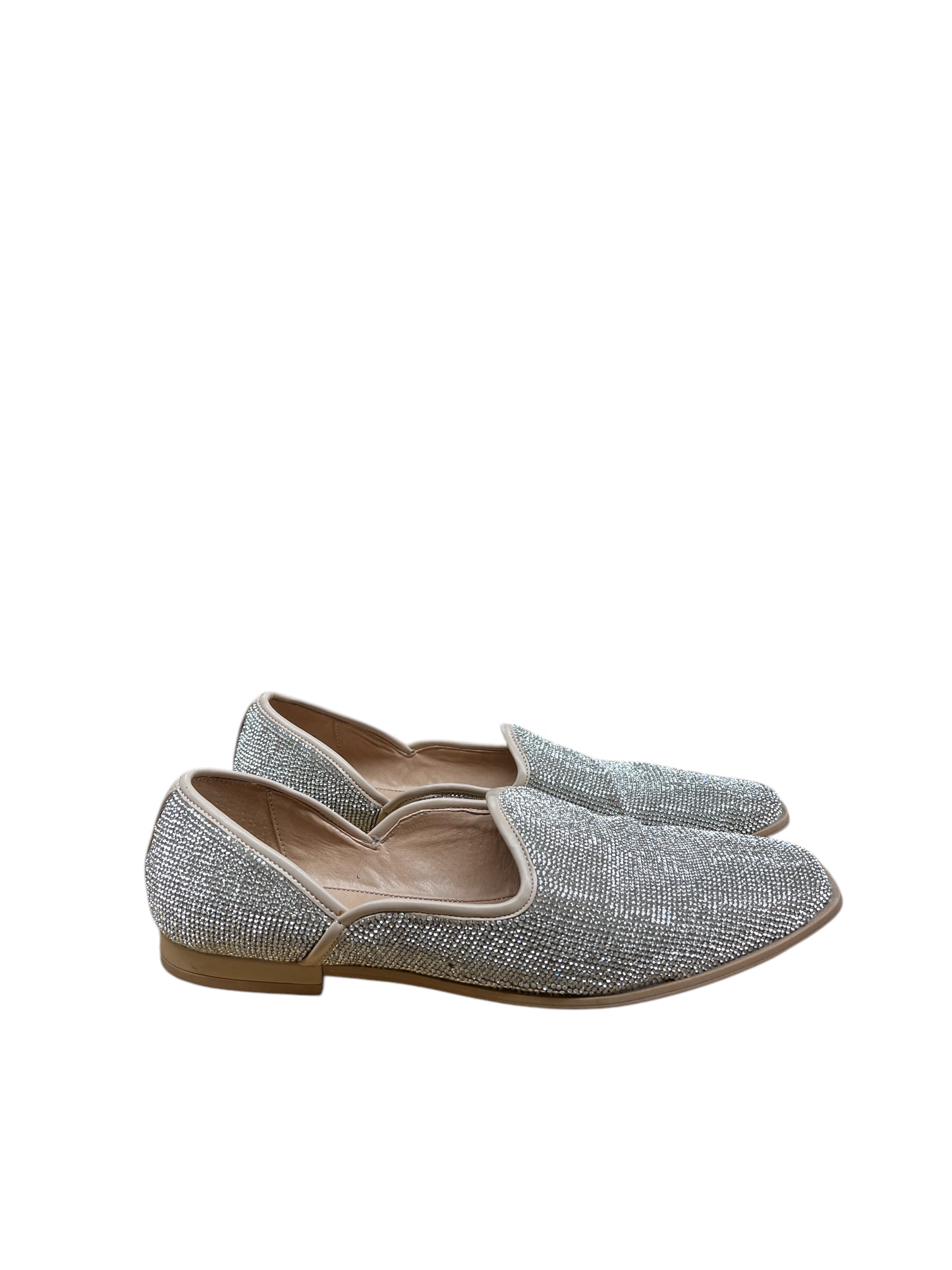 Shoes Flats By Chelsea And Violet In Silver, Size:10