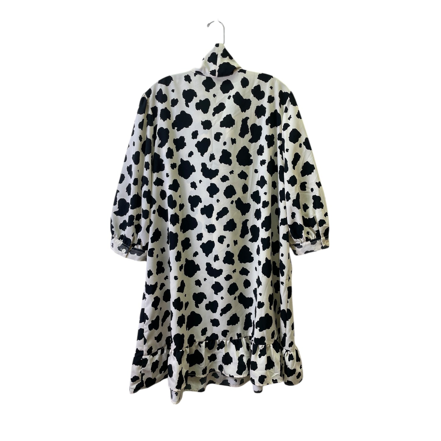 Dress Casual Short By Who What Wear In Black & White, Size:2X