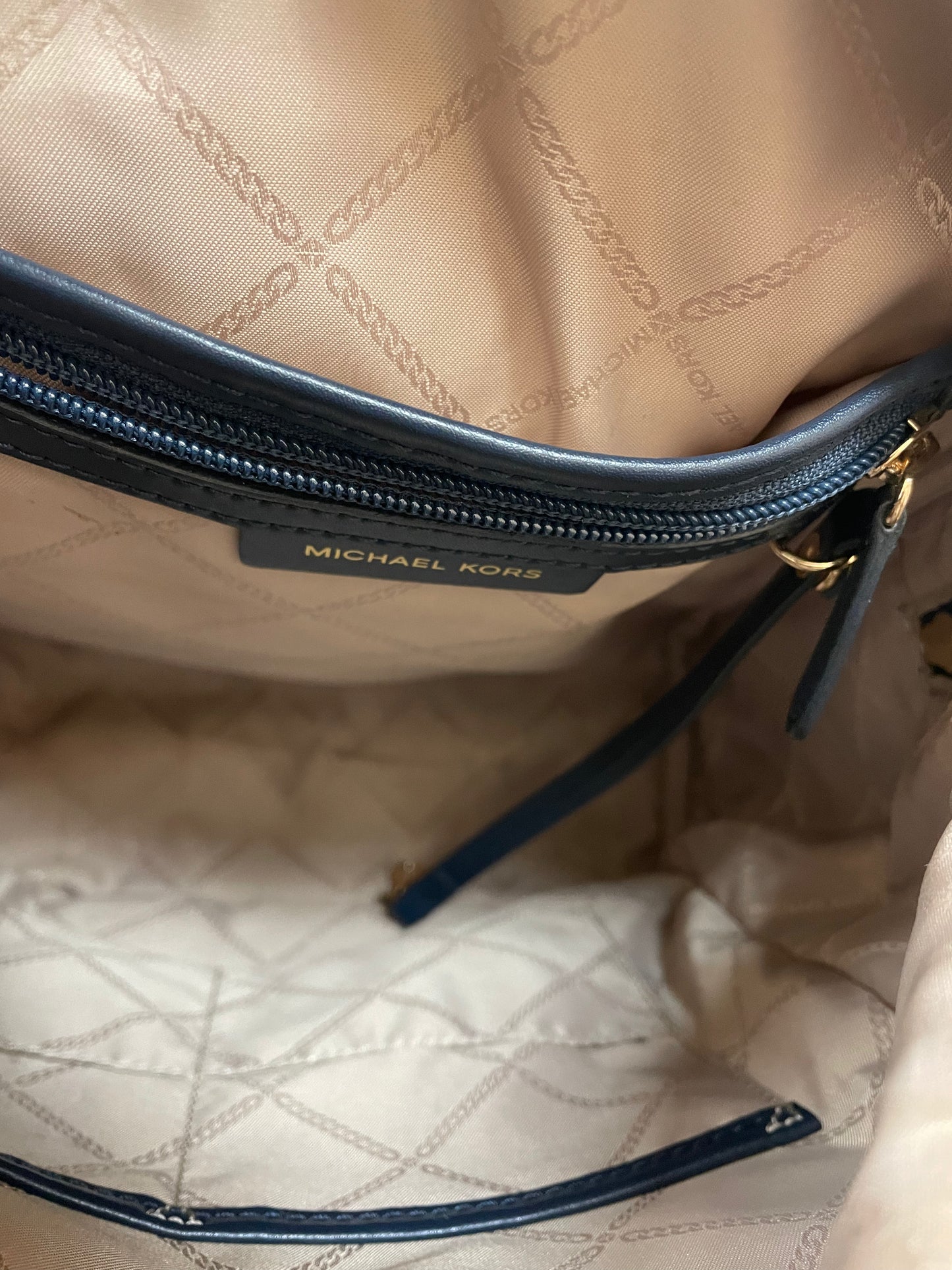 Backpack Designer By Michael Kors, Size: Medium