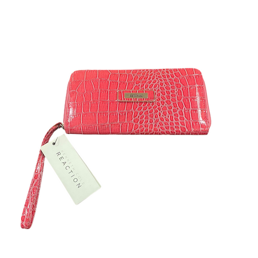 Wristlet By Kenneth Cole Reaction  Size: Large