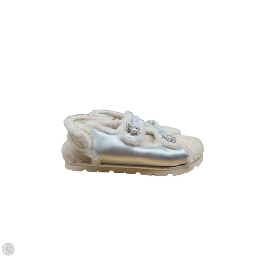 Shoes Designer By Stuart Weitzman In Cream & Silver, Size: 7