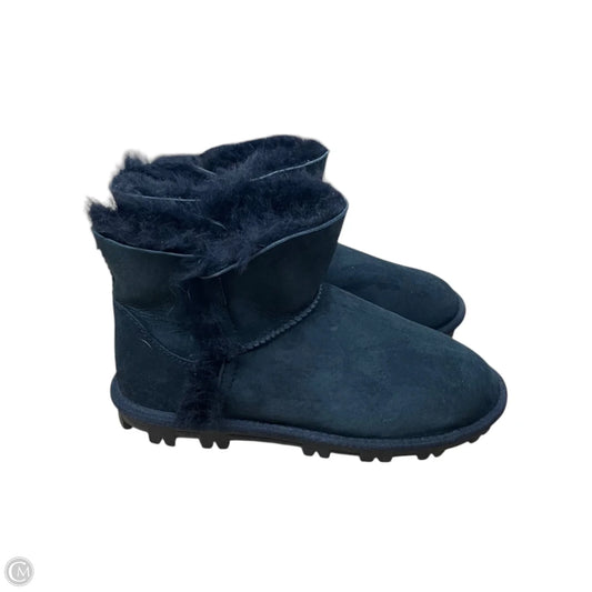 Boots Snow By Marked Shearing  In Black, Size: 8