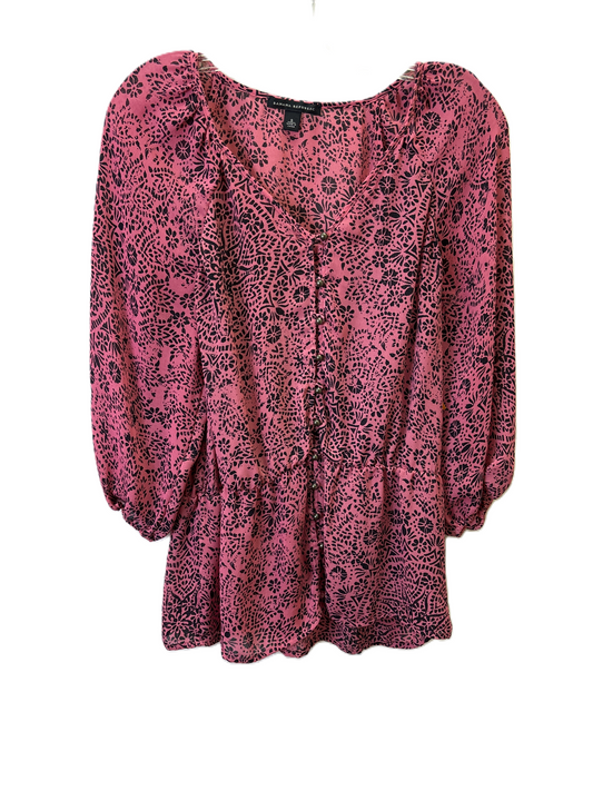 Top 3/4 Sleeve By Banana Republic In Black & Pink, Size: S