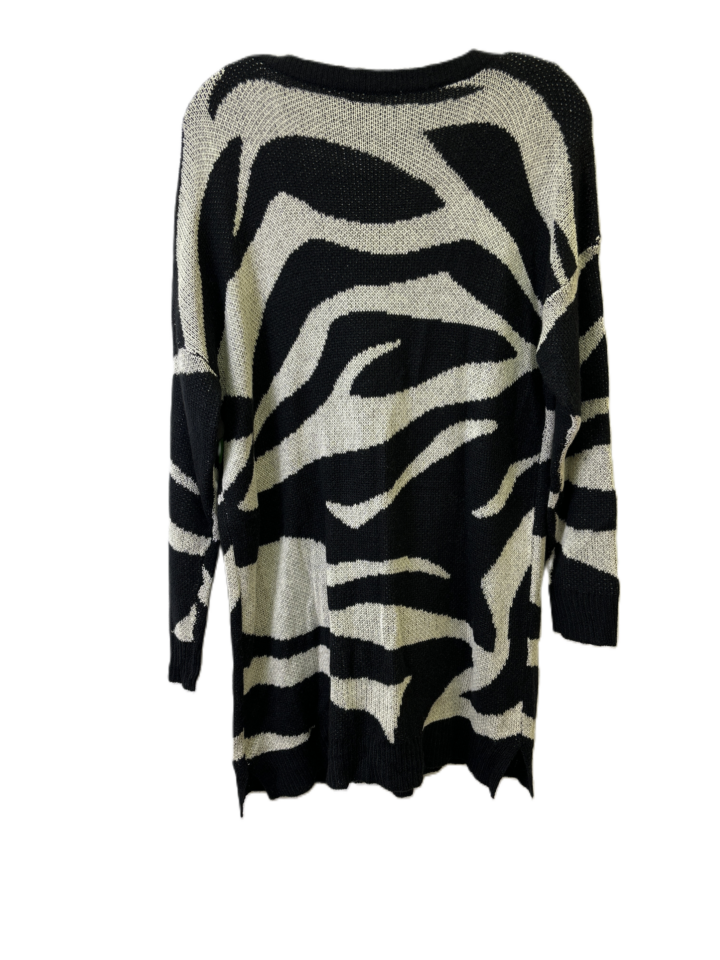 Sweater By Torrid In Black & Cream, Size: Xl