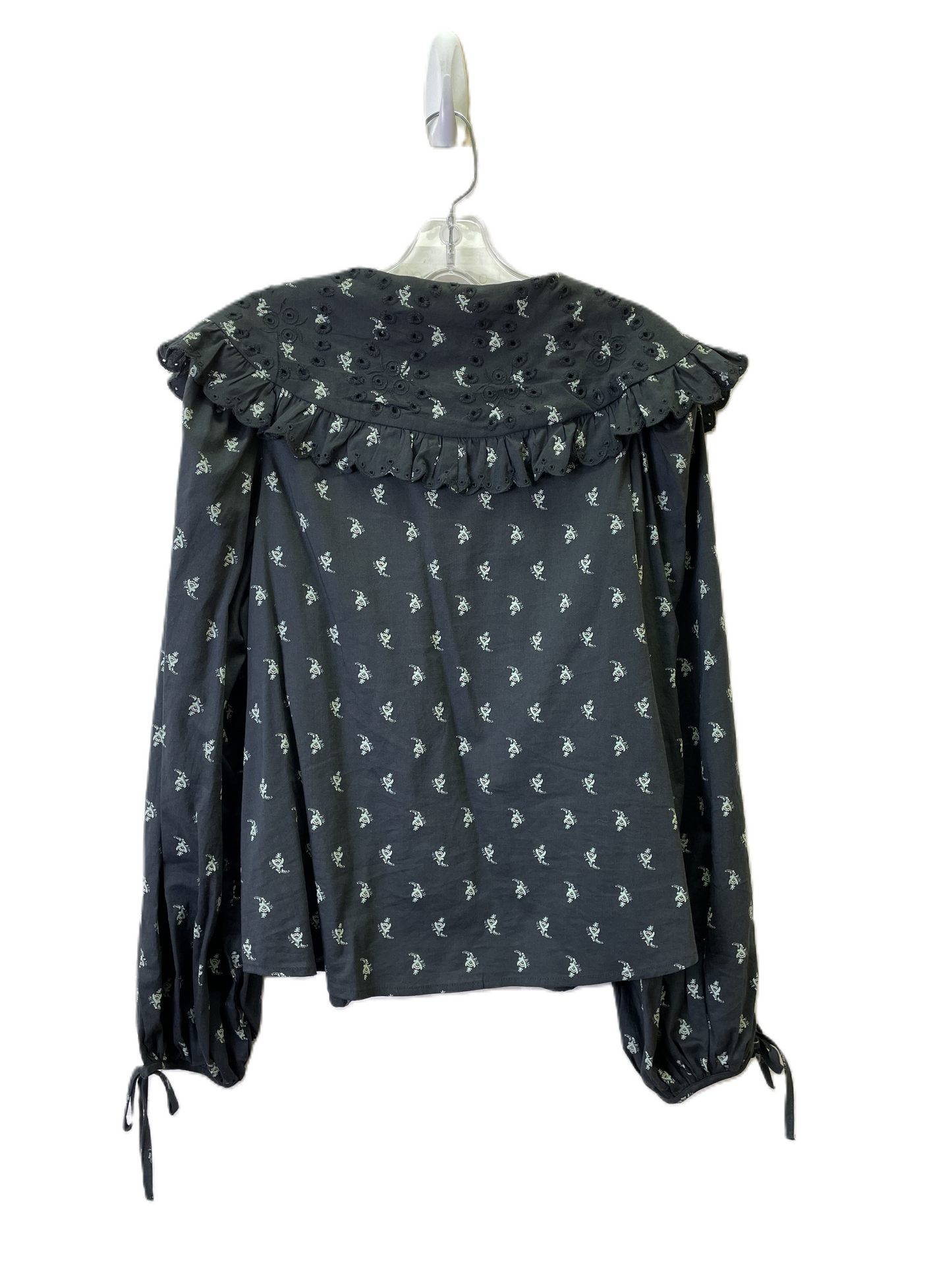 Top Long Sleeve By Universal Thread In Black & Green, Size: L