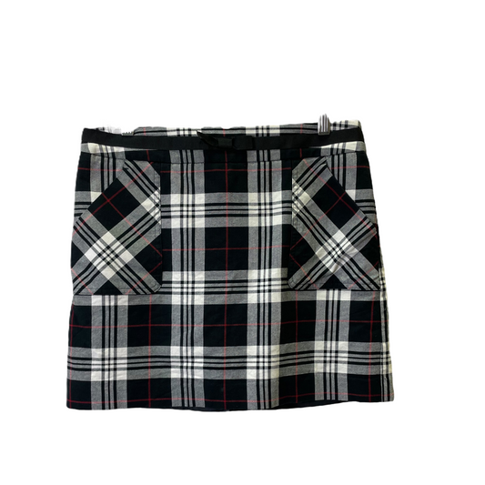 Skirt Mini & Short By Tommy Hilfiger  Size: 6
