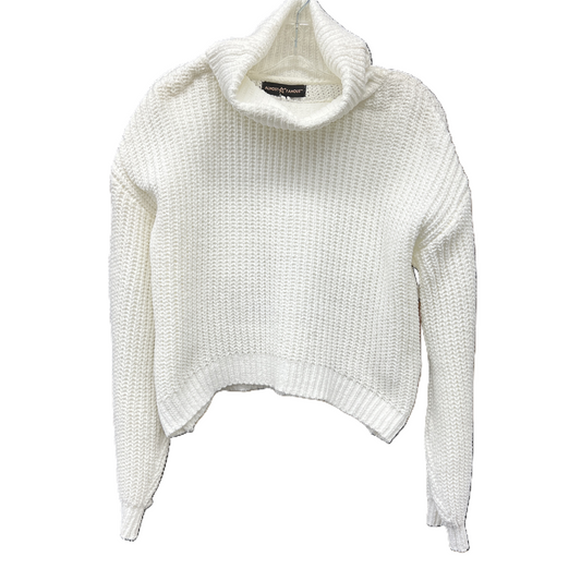 Sweater By Almost Famous In White, Size: M