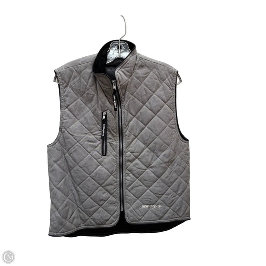 Vest Puffer & Quilted By Avalanche In Grey, Size: S