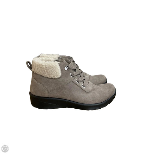 Boots Ankle Flats By Bzees In Taupe, Size: 9
