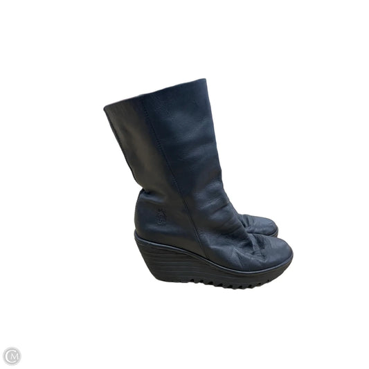 Boots Ankle Flats By Fly London In Black, Size: 6.5