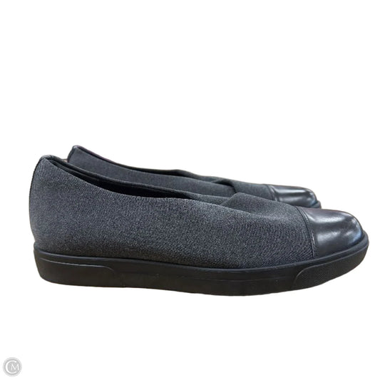 Shoes Flats By Munro In Grey, Size: 8