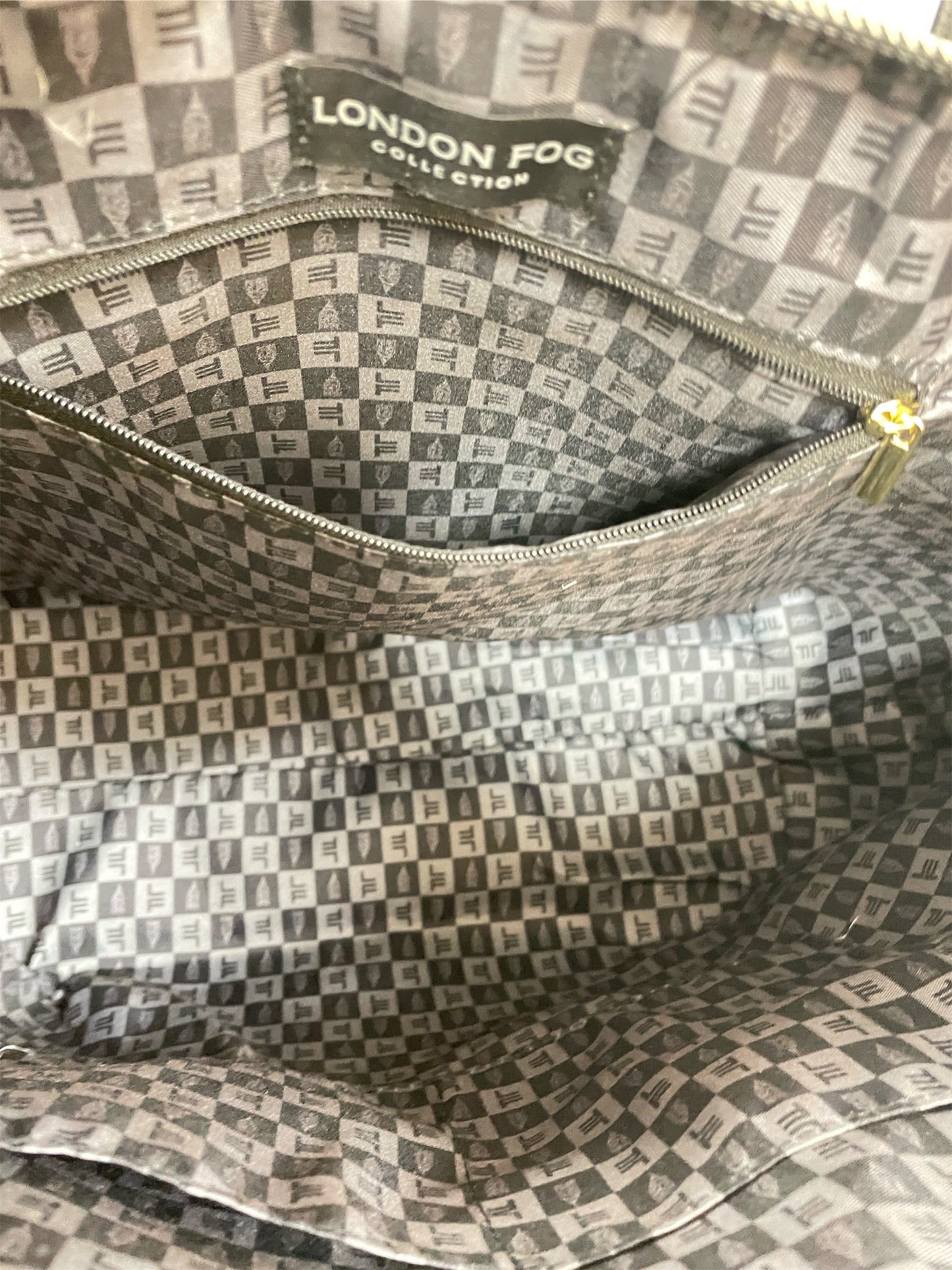 Tote By London Fog In Black, Size:Large