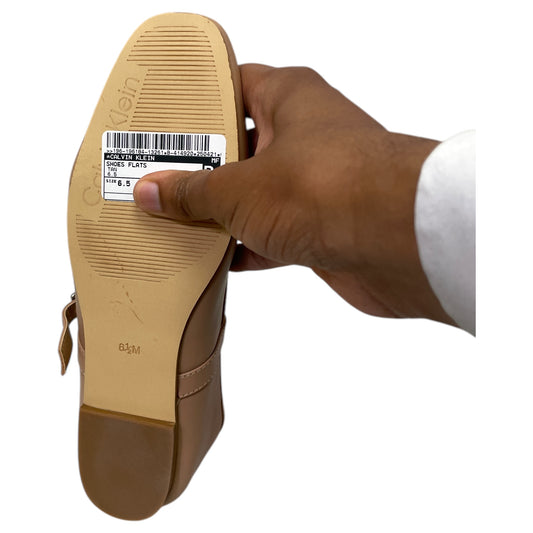 Shoes Flats By Calvin Klein In Tan, Size:6.5