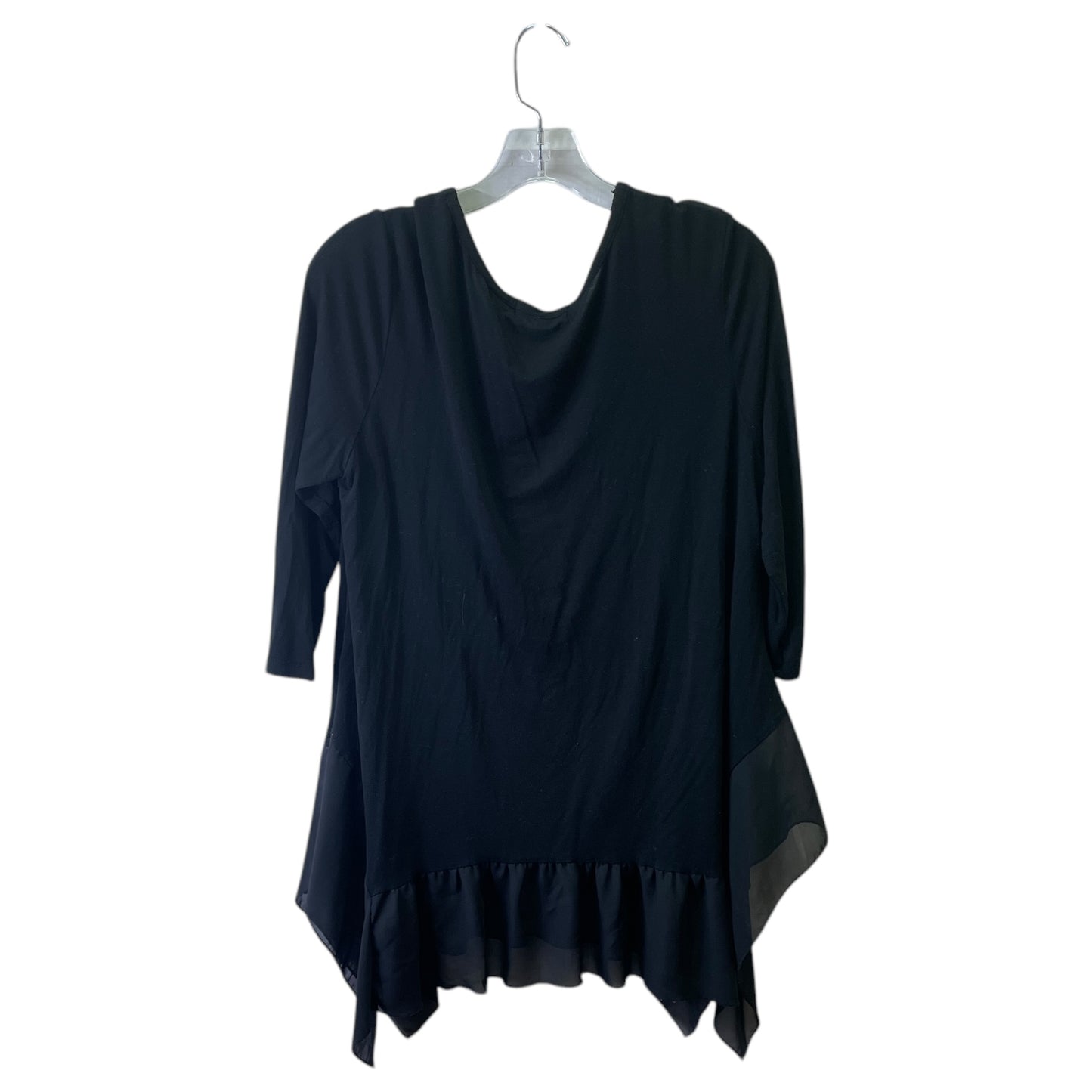 Top 3/4 Sleeve By Pebble And Stone In Black, Size:M
