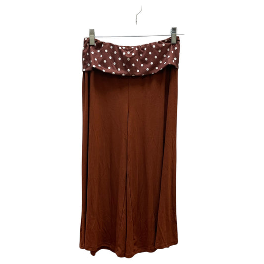 Capris By Cmf In Brown, Size:4
