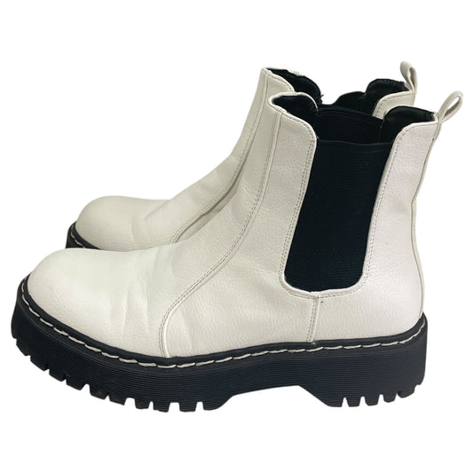 Boots Ankle Flats By Sincerely Jules In White, Size:6.5