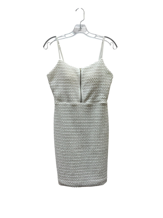 Dress Party Short By Gianni Bini In Cream, Size:S