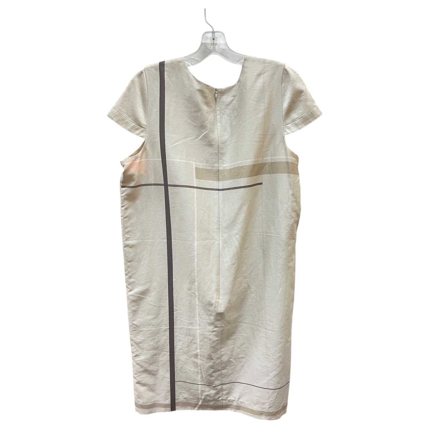 Dress Casual Short By Hugo Boss In Cream, Size:12