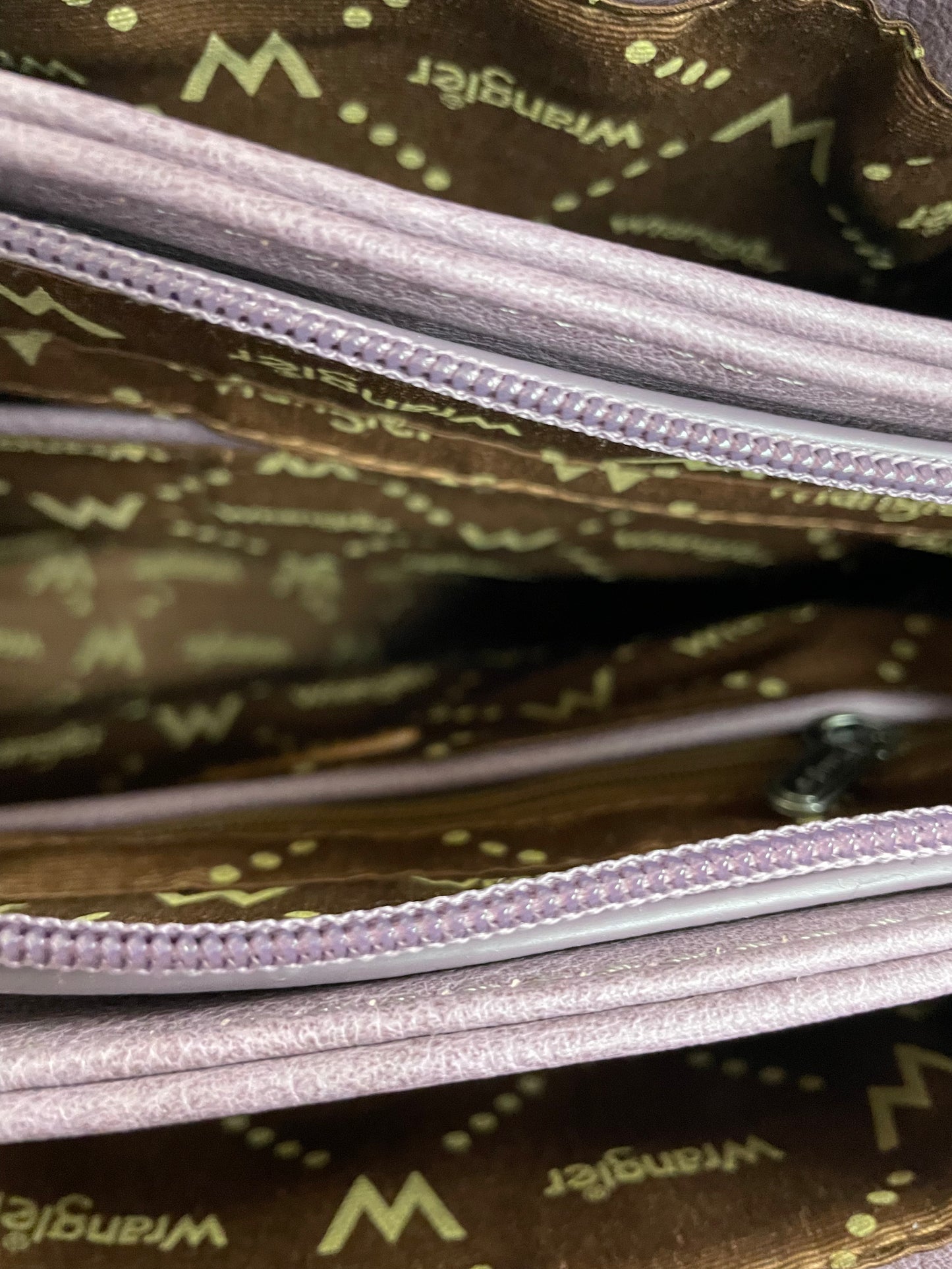 Handbag By Wrangler, Size: Medium