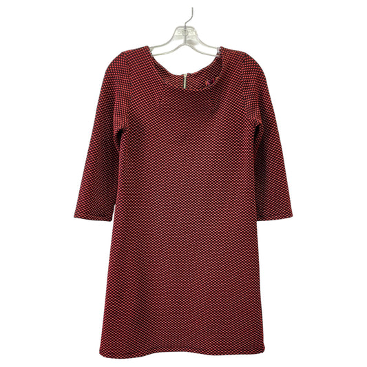 Dress Party Short By ISLE APPAREL In Black & Red, Size:Xs