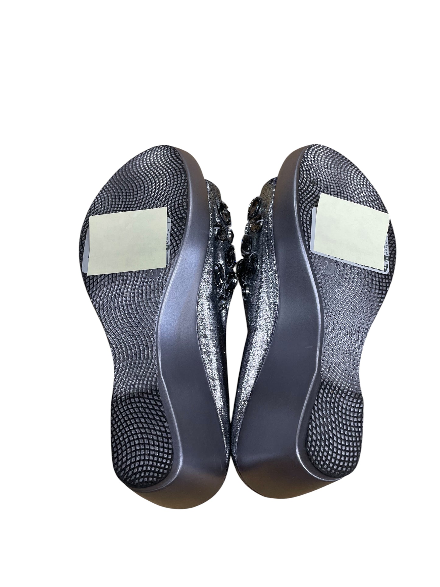Shoes Heels Wedge By Cloud 90 In Silver, Size:6.5