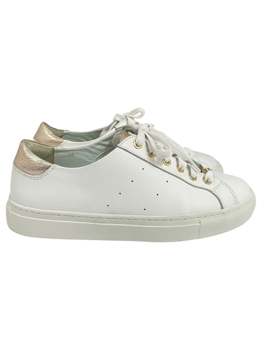 Shoes Athletic By CALLA In White, Size:7.5