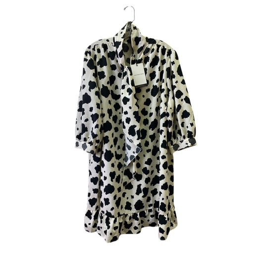 Dress Casual Short By Who What Wear In Black & White, Size:2X