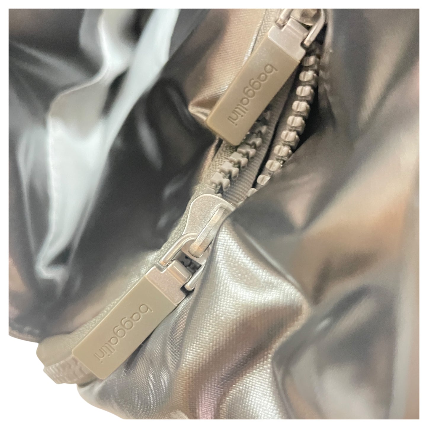 Crossbody By Baggallini In Grey, Size:Medium