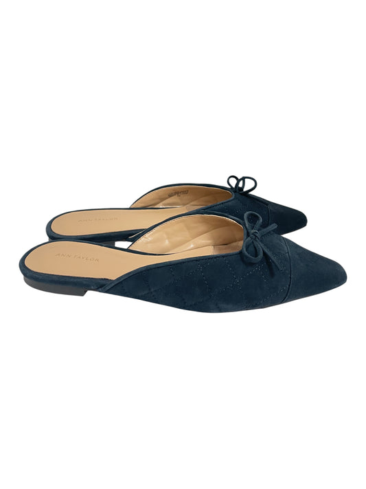 Shoes Flats By Ann Taylor In Blue, Size:7