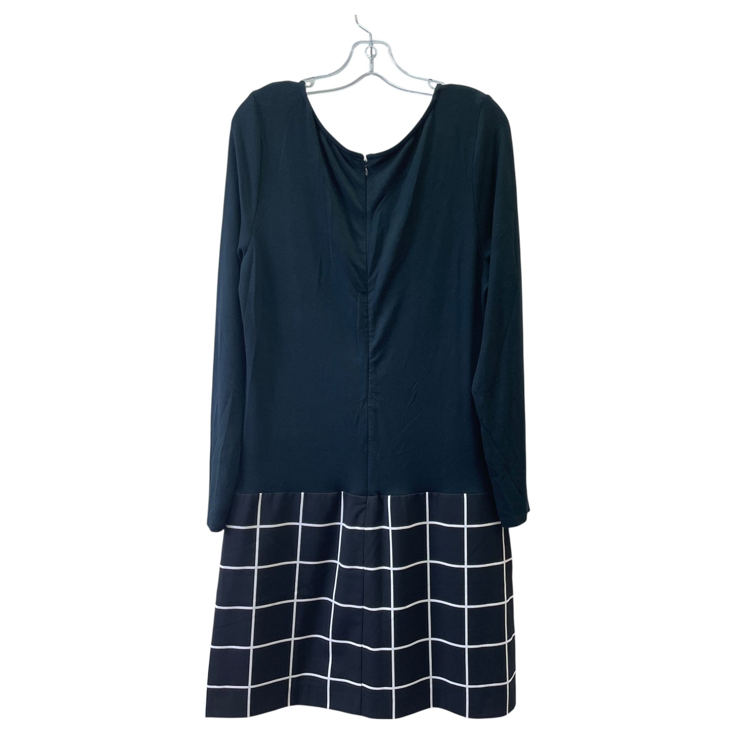 Dress Casual Short By Banana Republic In Black & White, Size:14