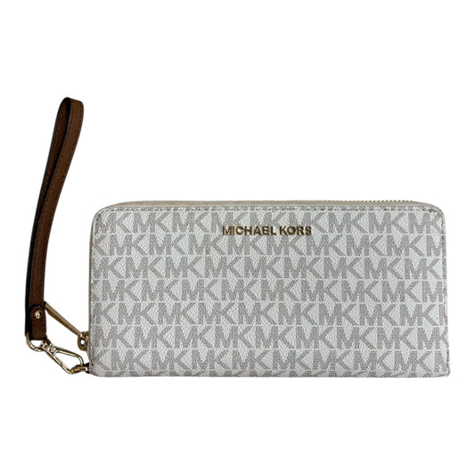 Wristlet Designer By Michael Kors In White, Size:Small
