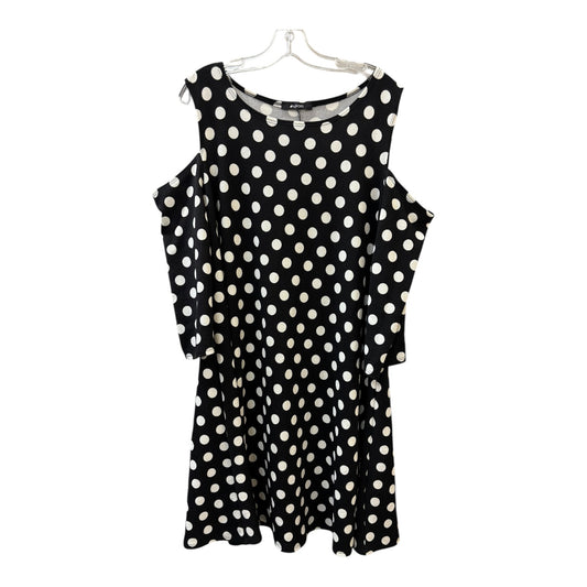 Dress Casual Short By Cme In Black & White, Size:1X