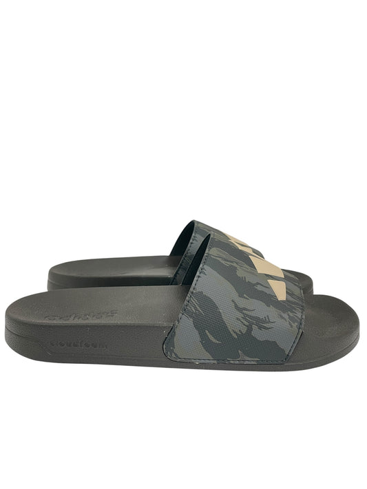Sandals Flats By Adidas In Camouflage Print, Size:8