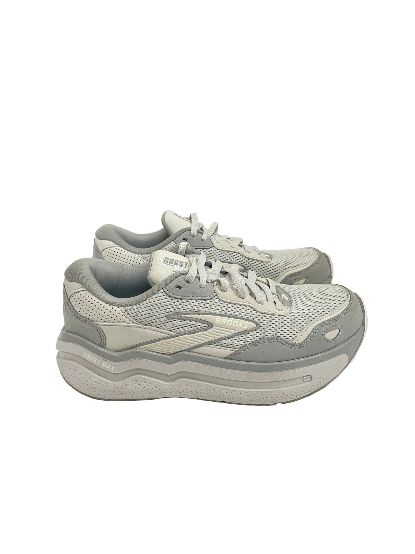 Shoes Sneakers By Brooks In Grey & White, Size:7.5