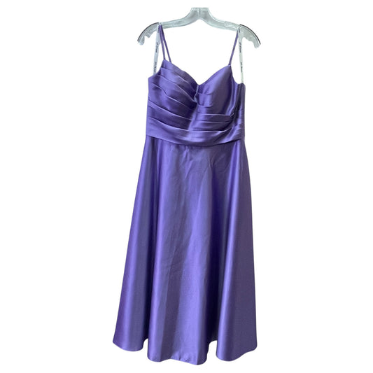 Dress Party Midi By Clothes Mentor In Purple, Size:M